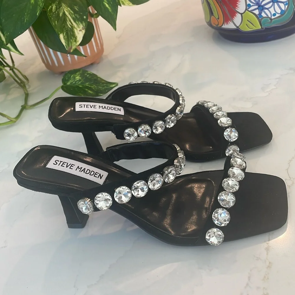 Steve Madden Black Rhinestone Sandals Size 7 - Picture 4 of 8